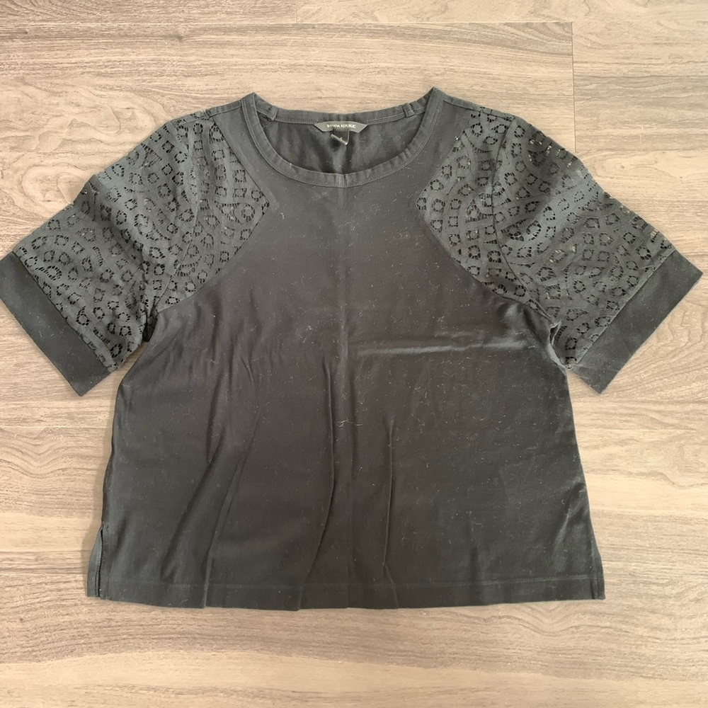 Banana Republic  Black Short Sleeve Lace Top tee S